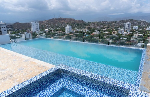 Comuna 4 Apartment | Paraíso en Santa Marta, Apartamento con Vistas Panorámicas