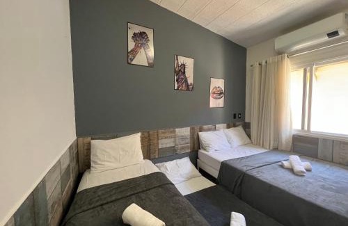 Arembepe Apartment | Paraíso PÉ NA AREIA no coração do Litoral Norte - FRENTE MAR - Loft projetado para que você tenha a melhor experiência em hospedagem - condomínio mais procurado da Estrada do Côco - Varanda com vista espetacular para o mar - lazer e TRANQUILIDADE