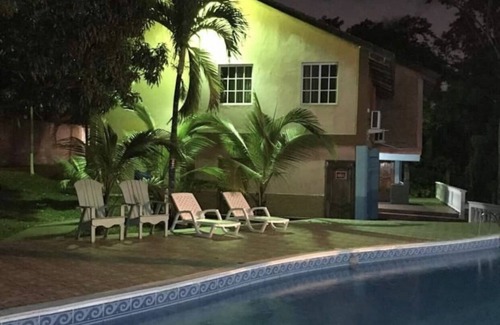 Omoa House | Paraíso Tropical 504