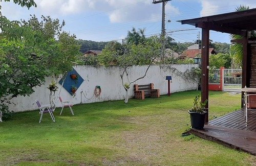 Rio Vermelho Sul House | PARADISE MOUNTAIN BEACH BUNGALOW