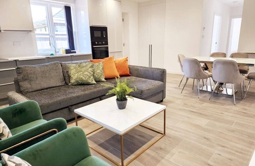 Kidlington Apartment | Paradigm Court, Brand new 2-Bedroom Flat, Oxford