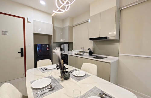 Taman Bukit Mewah Apartment | Paradigm Residence By Antlerzone