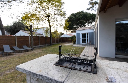 Dolus-d'Oleron Villa | Paradiles Villa le Cygne sur Oleron very close to the fine sand beach