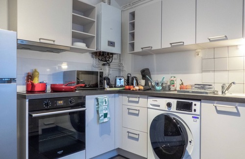 Verdun Apartment | Paradis - Cosy Comfy 3Beds 70m² Central FastWiFi SmartTV55" PrimeVideo BBQ