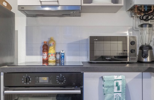 Verdun Apartment | Paradis - Cosy Comfy 3Beds 70m² Central FastWiFi SmartTV55" PrimeVideo BBQ