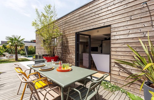 Lehon House | Paradis - Maison en bois avec Piscine