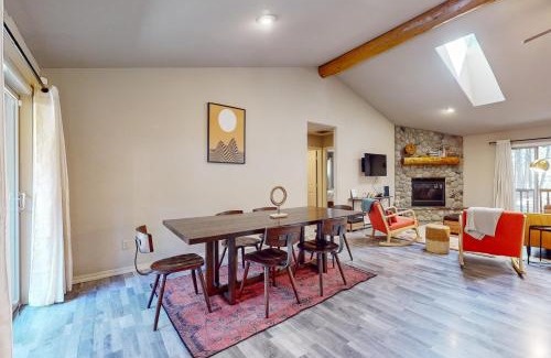 Three Rivers House | Paradise Among the Pines