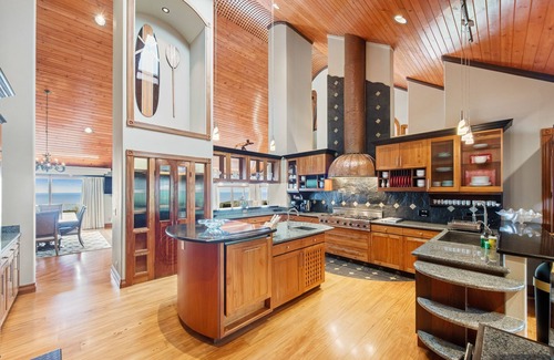 Honaunau-Napoopoo House | Paradise at Bay View Farms w/Private Infinity Pool, Hot Tub & Incredible Views