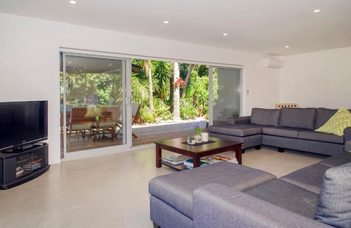 Pauanui House | Paradise at Pauanui - Pauanui Holiday Home