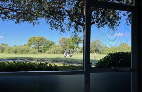 Naples House | Paradise Awaits! Country Club Living, Private Golf Course, beaches, 1st Floor!