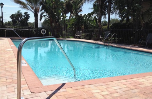Pinellas Point Condo | Paradise awaits!