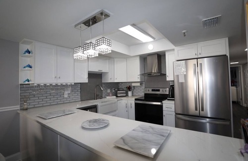 Madeira Beach Condo | Paradise awaits you!
