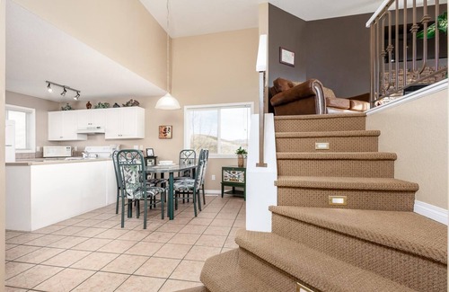 Lethbridge Villa | Paradise Canyon Golf Resort - Luxury Villa 409
