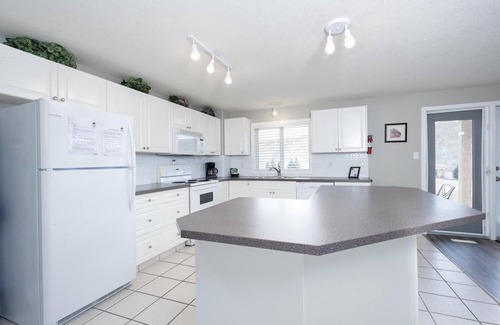 Lethbridge Condo | Paradise Canyon Golf Resort - Signature Walkout Condo 380