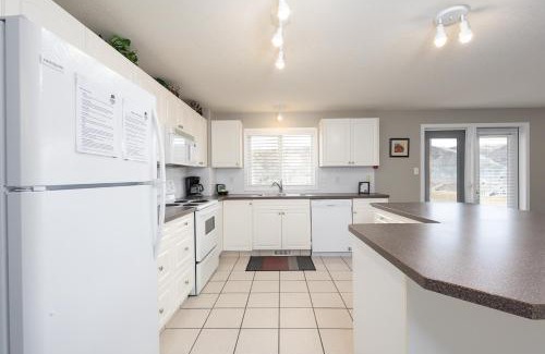 Lethbridge Apartment | Paradise Canyon Golf Resort - Signature Walkout Condo 380