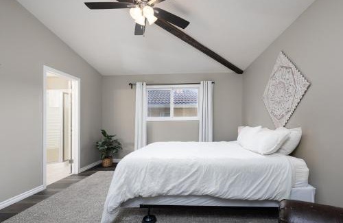 Lethbridge Apartment | Paradise Canyon Golf Resort - Signature Condo 380