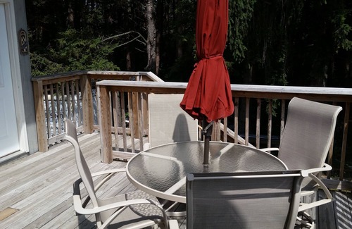 Norton Shores Apartment | Paradise Cove Harbor ~ 2 Bedroom/1 Bath Apartment WIFI, Fishing, and Firepit