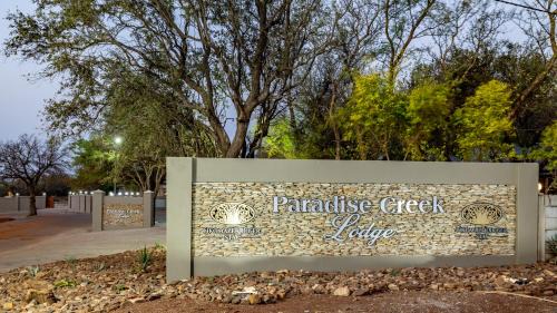 Malelane Cabin | Paradise Creek Lodge