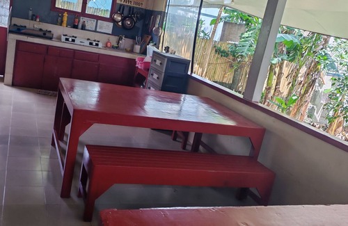 Manoc-Manoc Hotel | Paradise English Dormitory, BoracaynBackpackers-Digital Nomads-budget travelers