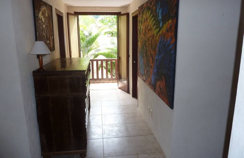 Toque Toque House | Paradise Foot-in-Sand Water Front with 16 beds