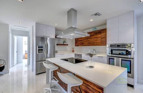 Palmetto Estates House | Paradise Found: Heated Pool, Mini Golf & BBQ