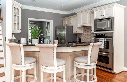 Augusta House | PARADISE FOUND Lakefront - Pool - Beautiful Views