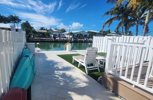 Key Colony Beach House | Paradise Found! Amazing 2/2 half duplex in KCB with Cabana Club & dockage