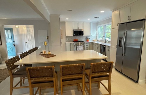 Southold House | “Paradise Found” - Walk to Private Beach & In-Ground Pool!
