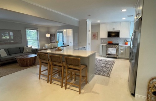 Southold House | “Paradise Found” - Walk to Private Beach & In-Ground Pool!
