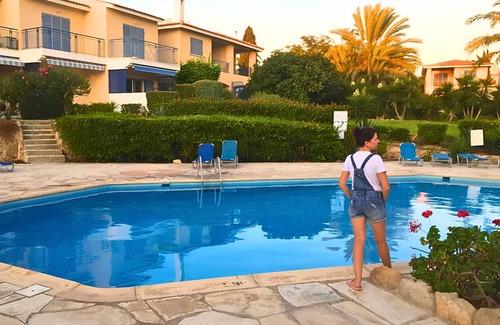 Universal Apartment | Paradise Gardens Cozy Oasis with AC, WIFI, and private pool
