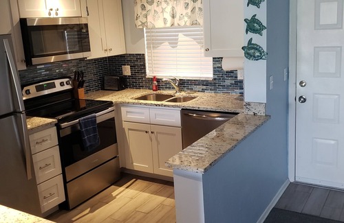 South Island Condo | Paradise Getaway: Island Living