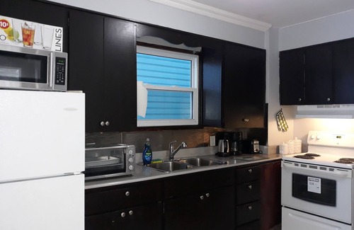East Windsor House | Paradise Home - Jamrock