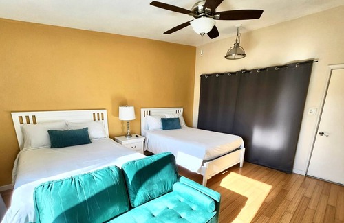 Desert Hot Springs Resort | Paradise Hot Springs Hotel / Mineral Water Spa #7