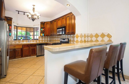 Boquete House | Paradise House, Boquete - Hiking, Birding, Coffee! Walk to town.