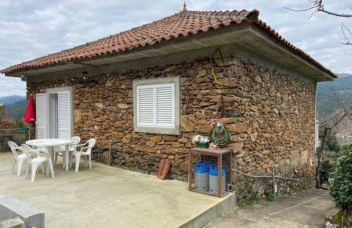 Ribeira de Pena Cottage | Paradise House