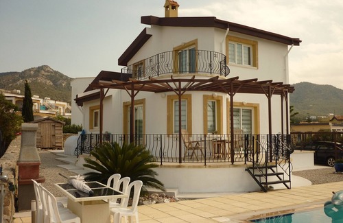 Kucukerenkoy Villa | Paradise in the Mediterranean