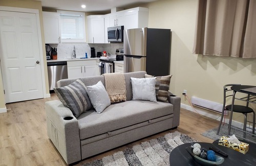 Saskatoon House | Paradise in the Meadows