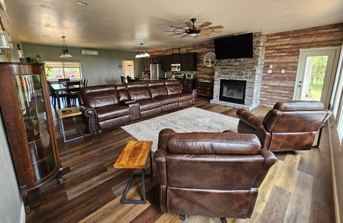 Hermosa House | Paradise in the Pines - 10 miles to Mt. Rushmore - 6 miles to Custer State Park