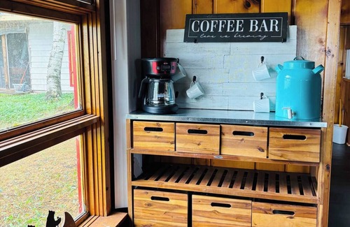 Carp Lake Cabin | Paradise Lake near Mackinaw City. Lakefront, near downtown & ferry docks
