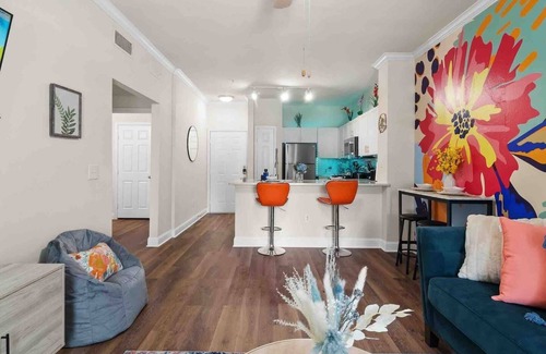 Houston Apartment | Paradise Land-1BR Pool View/NRG/MedCenter/Galleria