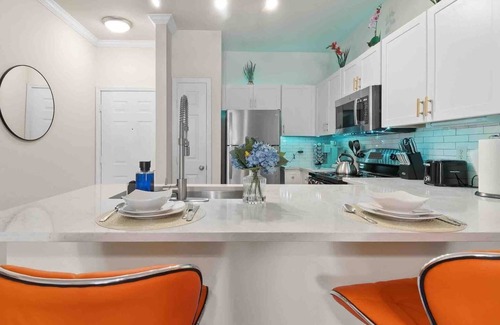 Houston Apartment | Paradise Land-1BR Pool View/NRG/MedCenter/Galleria