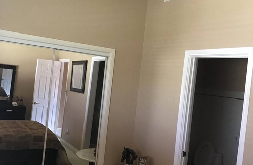 Woodland Hills House | paradise luxury experiencenSleep bed 4 bedroom 1 livingroom 1
