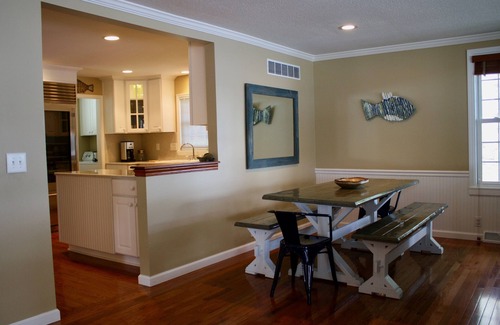 Hamilton House | Paradise on Lake Hamilton; 80 feet of gorgeous lake frontage