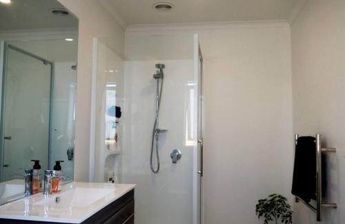 Coastlands House | Paradise on the Sand