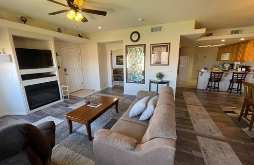 Mesquite Condo | Paradise on Wolf Creek by Mesquite Vacation Rentals with Golf Course View and $510 in free daily activities
