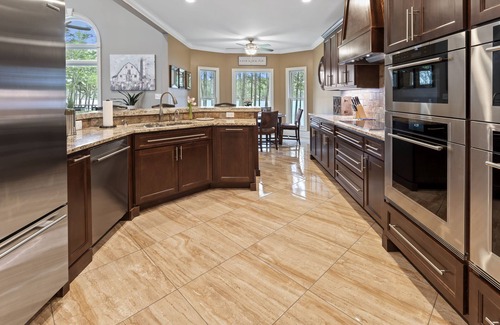 Gainesville House | Paradise Point on Lake Lanier - large home w/private dock, games, private cove