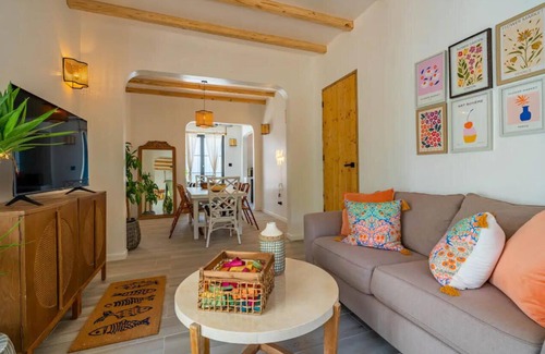Ocean Park Apartment | Paradise Pool & Grill /Luxury Beach Residence