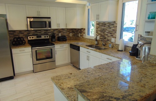 Belle Vista House | Paradise pool home nestled in private neighborhood-BOOK NOW FOR WINTER!