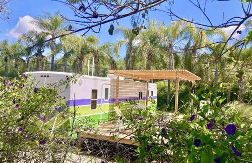 Fallbrook House | Paradise Ranch Trailer in Wine Country