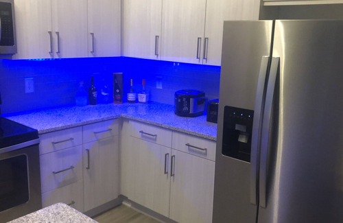 Peachtree Corners Apartment | Paradise Retreat for two
